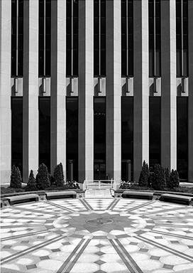 photograph-of-aon-building-chicago